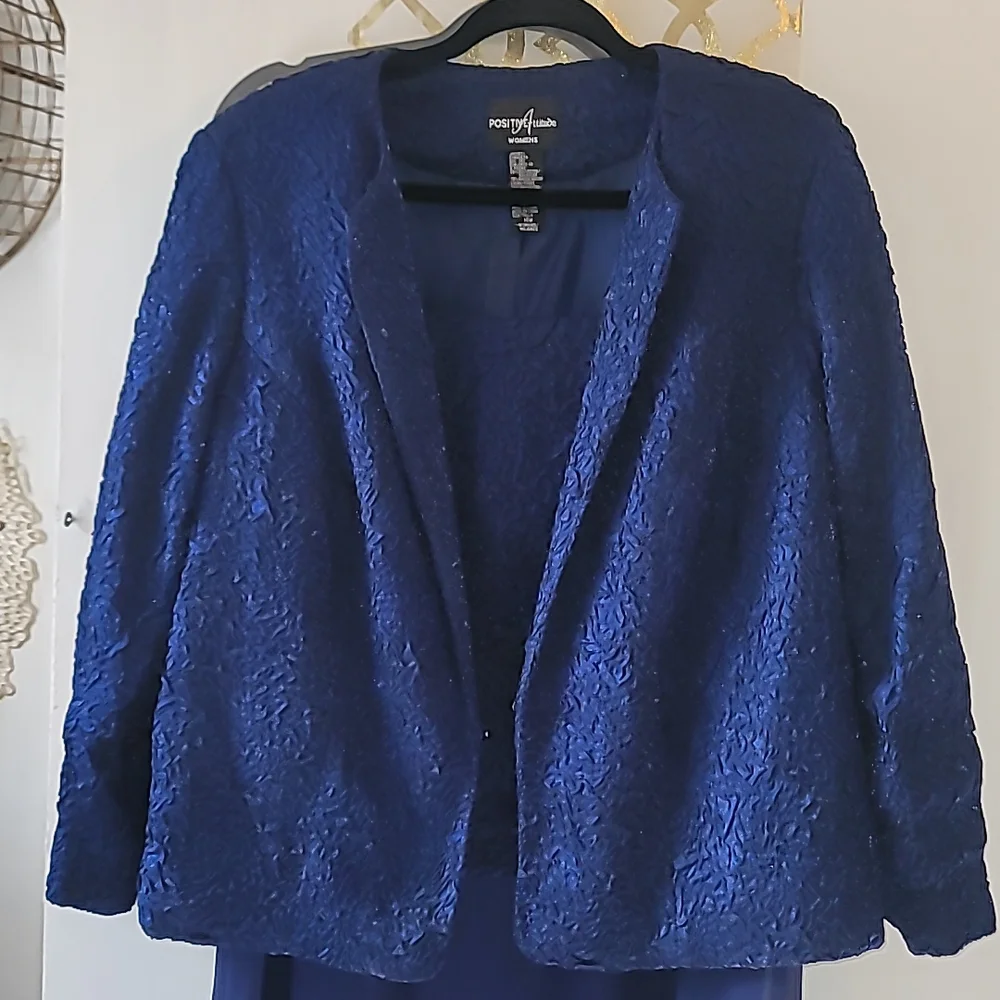 Jacquard Dress & Blazer Set - Picture 3 of 8